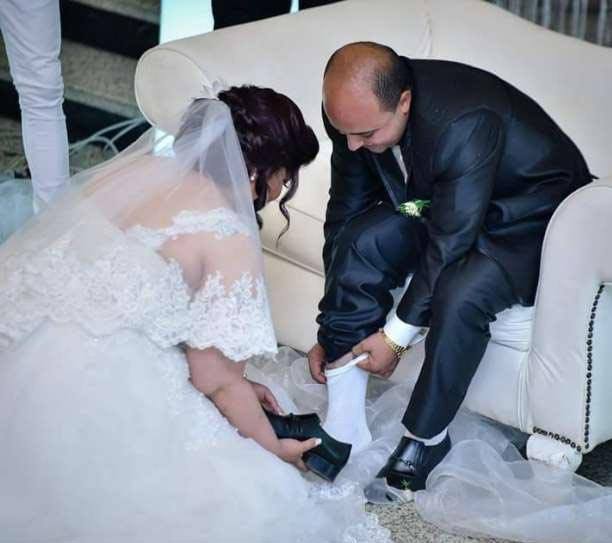 العروس مارينا تغسل قدمي زوجها روماني